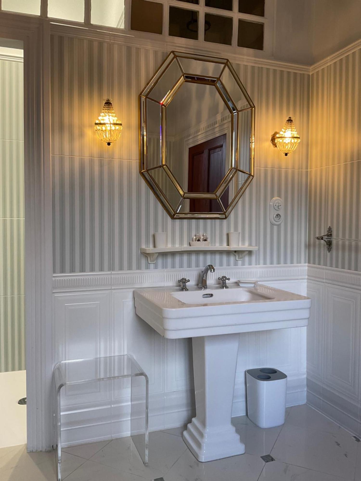 Bed and Breakfast Le Logis D'Equilly Екстер'єр фото