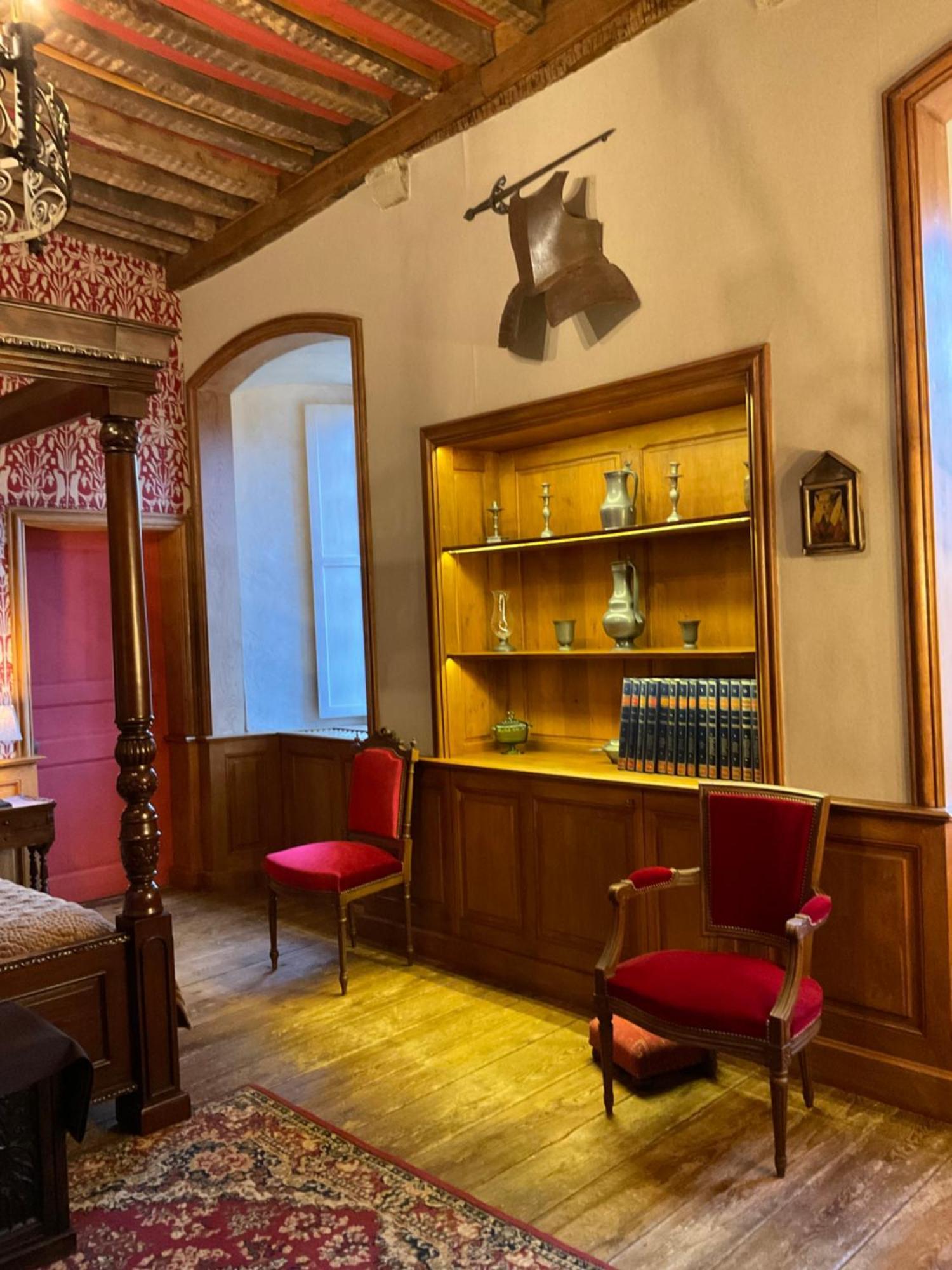 Bed and Breakfast Le Logis D'Equilly Екстер'єр фото