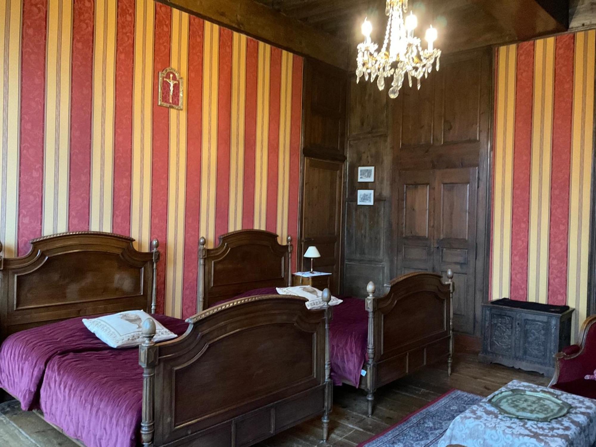 Bed and Breakfast Le Logis D'Equilly Екстер'єр фото