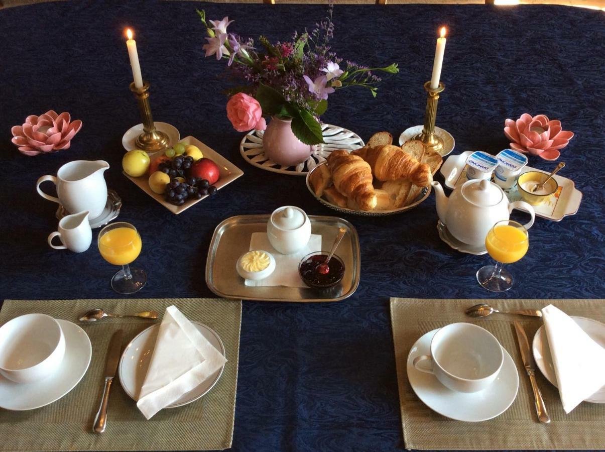Bed and Breakfast Le Logis D'Equilly Екстер'єр фото